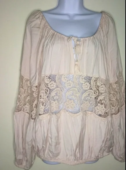 Free People Boho full center Lace long sleeve top - Picture 13 of 13